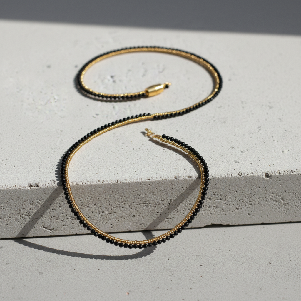 helia_sun_necklace_black03