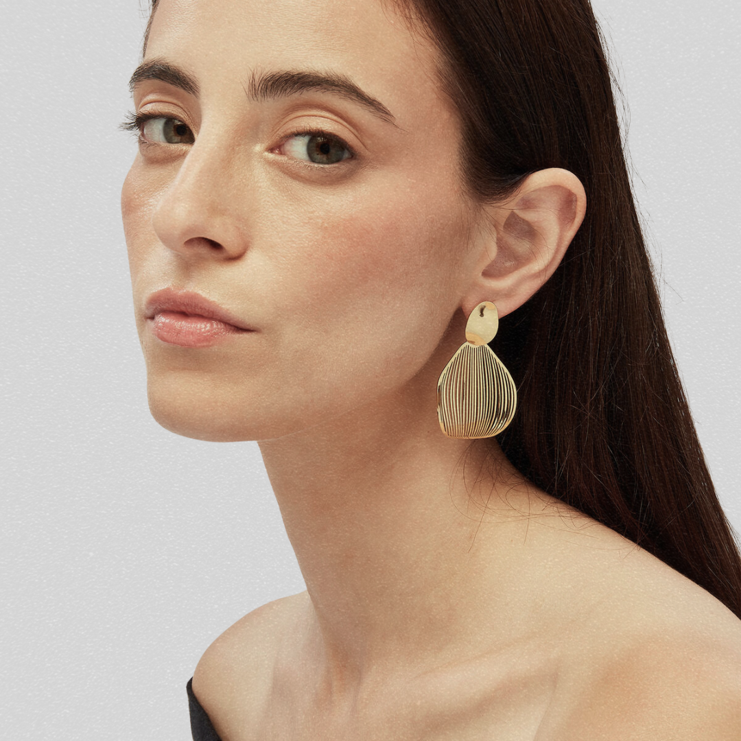 aelia_line_earrings_gold02