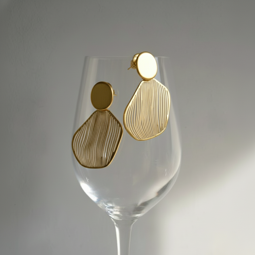 aelia_line_earrings_gold03