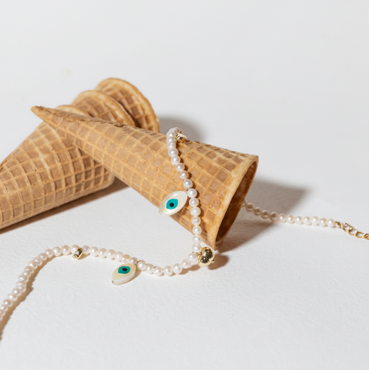 aventis_pearl_necklace02